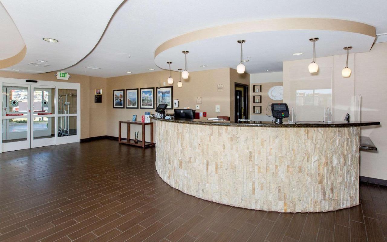 Comfort Suites Прескотт-Вэлли Экстерьер фото