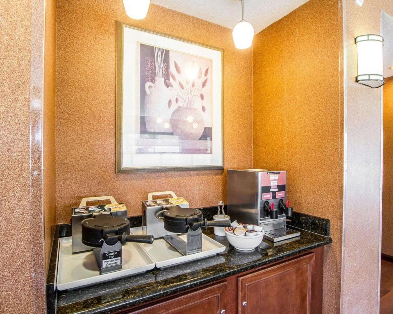 Comfort Suites Прескотт-Вэлли Экстерьер фото